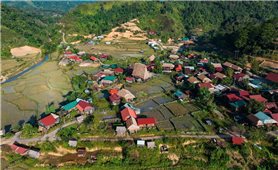 Về với buôn làng Đồng Bào Tây Nguyên