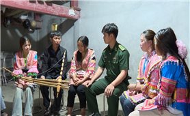 Người có uy tín ở Lai Châu tích cực tham gia bảo vệ biên cương Tổ quốc