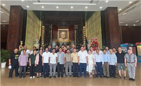 Đắk Lắk đưa Người có uy tín đi tham quan học tập kinh nghiệm