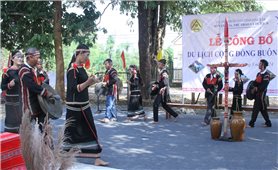 Chính sách mới tiếp thêm động lực cho Người có uy tín