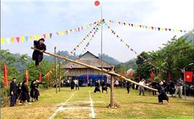 Xuân Giang mở hội mừng cơm mới, quảng bá văn hóa La Chí