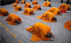 Ý nghĩa ba cái lạy của Phật giáo