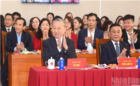 Văn phòng Trung ương Đảng nêu gương làm việc với tinh thần trách nhiệm cao nhất