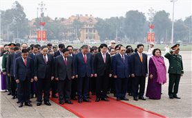 Lãnh đạo Đảng, Nhà nước vào Lăng viếng Chủ tịch Hồ Chí Minh nhân kỷ niệm 96 năm Ngày thành lập Đảng Cộng sản Việt Nam