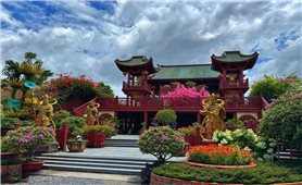 Chùa Lầu - Dấu ấn kiến trúc độc đáo vùng Bảy Núi