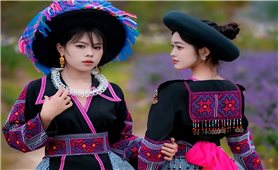 Hmoob Zam Zung - Thương hiệu thời trang của người Mông