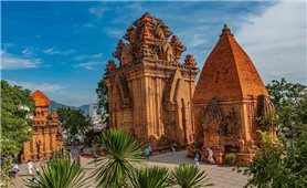 Biểu tượng người Mẹ trong tục thờ Mẫu ở Việt Nam