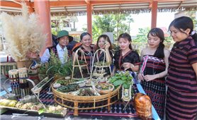 Vai trò chợ vùng cao - Nhìn từ vùng dân tộc thiểu số ở thành phố Huế