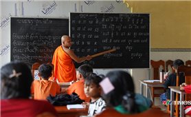 Di cư lao động và những vấn đề đặt ra trong trao truyền văn hóa dân tộc Khmer vùng đồng bằng sông Cửu Long