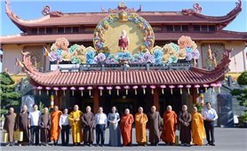 Họp mặt chức sắc Phật giáo là Ủy viên Ủy ban Trung ương Mặt trận Tổ quốc Việt Nam trên địa bàn Thành phố Hồ Chí Minh