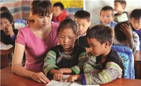 Nhà giáo công tác trong các cơ sở giáo dục công lập vùng dân tộc thiểu số và miền núi, vùng có điều kiện kinh tế - xã hội đặc biệt khó khăn được hưởng phụ cấp ưu đãi theo nghề đến 80%