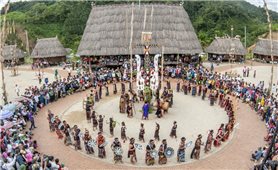 “Tung tung yá yá” - Vũ điệu dâng trời của người Cơ Tu