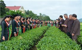 Nét đẹp nhân sinh trong câu hát Soọng cô của người Sán Dìu