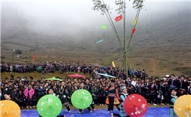 The Roong Pooc Festival of the Giay people: A cultural school in the middle of the rice fields