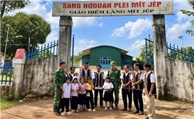 Đồng bào Công giáo làng Mit Jep góp sức xây dựng vùng biên phát triển vững mạnh
