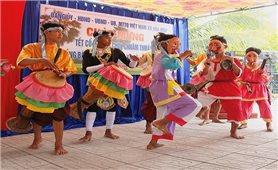 Nhiều cơ chế, chính sách bảo tồn và phát huy văn hóa truyền thống các dân tộc thiểu số