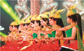 Khmer folk dance