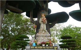 Biểu tượng áo dài trong mỹ thuật tạo hình tượng Đức Mẹ tại Việt Nam từ góc nhìn văn hóa