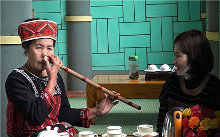 Nghệ nhân Ưu tú Đặng Thị Thanh giữ hồn người Xá Phó qua tiếng sáo “Cúc kẹ”