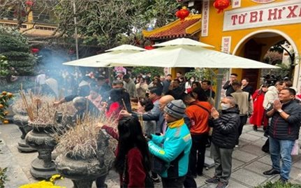 The issue of commercializing culture