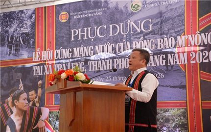 Phục dựng nghi lễ cúng máng nước của người Mnông ở Trà Leng