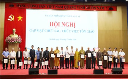 Lào Cai: Gặp mặt chức sắc, chức việc tôn giáo trên địa bàn tỉnh