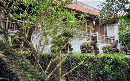 Vẻ đẹp vượt thời gian của dãy tượng 10 linh thú đá chùa Phật Tích