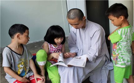 Quy định của pháp luật về giáo dục liên quan đến tổ chức tôn giáo