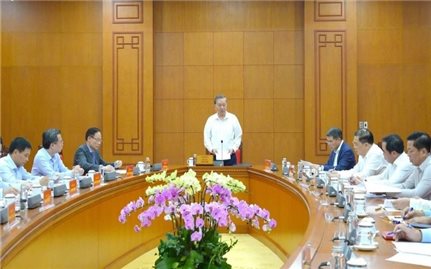 Tổng Bí thư Tô Lâm: Cần có chiến lược cụ thể nhằm tái cơ cấu nền kinh tế