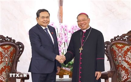 Chủ tịch Quốc hội Trần Thanh Mẫn thăm, chúc mừng Tổng Giáo phận Hà Nội