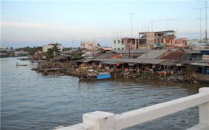 Phát huy giá trị các di tích tôn giáo, tín ngưỡng trong kiến trúc cảnh quan bờ sông Long Hồ tỉnh Vĩnh Long