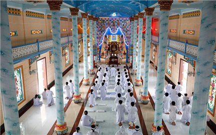 Thánh thất Cao Đài Tân Châu - Địa chỉ tâm linh bên dòng Tiền Giang