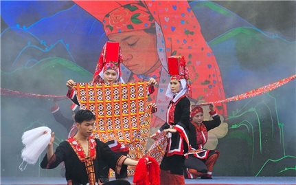 Ngày hội Kiêng gió Hoành Mô: Điểm hẹn văn hóa vùng biên