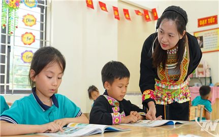 Học sinh trường phổ thông nội trú được hỗ trợ tiền ăn, gạo, đồ dùng cá nhân