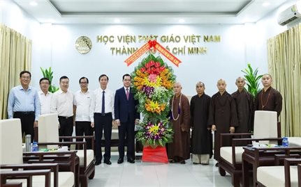 Bộ trưởng Bộ Dân tộc và Tôn giáo Nguyễn Đình Khang chúc mừng Phật đản Phật lịch 2570 Học viện Phật giáo Việt Nam tại Thành phố Hồ Chí Minh