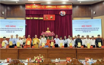 Các tổ chức tôn giáo tỉnh Vĩnh Long ký kết kế hoạch phối hợp tham gia bảo vệ môi trường và ứng phó với biến đổi khí hậu giai đoạn 2026-2030