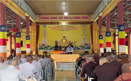 Nâng cao nhận thức pháp luật cho tăng ni đang an cư tại Trường hạ Chùa Pháp Quang