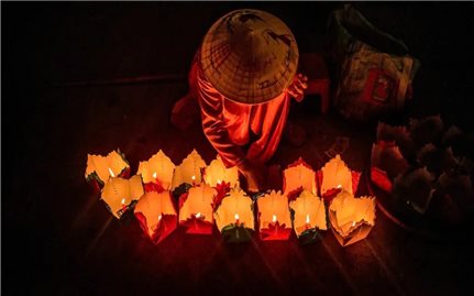 Vu lan báo hiếu - Nét đẹp đạo hiếu của những người con Phật và trong văn hóa người Việt