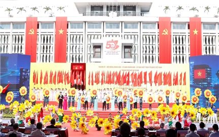 Kỷ niệm trọng thể 50 năm Ngày thành phố Sài Gòn-Gia Định mang tên Chủ tịch Hồ Chí Minh
