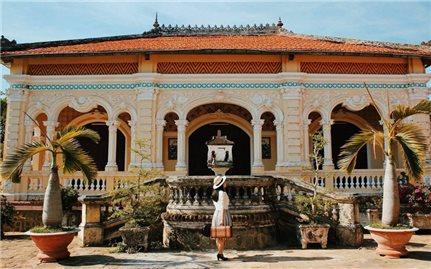 Về Vĩnh Long thăm nhà cổ Cai Cường