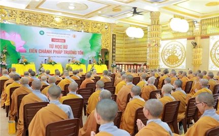 Tọa đàm Từ học xứ đến chánh pháp trường tồn, tại chùa Long Vân, thành phố Đồng Nai