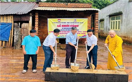 Khởi công xây dựng nhà Đại đoàn kết cho hộ đồng bào dân tộc S’tiêng có hoàn cảnh khó khăn về nhà ở