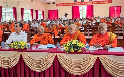 Cần Thơ triển khai các văn bản quy phạm pháp luật về tín ngưỡng, tôn giáo cho chức sắc, chức việc