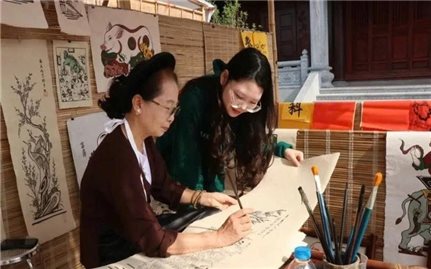 Spreading the value of the Dong Ho folk painting craft