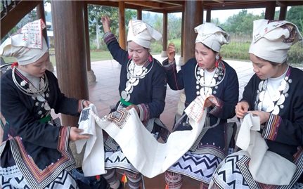 Tuyên Quang tổ chức Festival nông sản, OCOP, làng nghề gắn kết du lịch