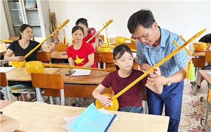 Đánh thức sức sống di sản then trong cộng đồng
