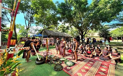 Có một không gian cộng cảm thiêng liêng trong lễ cầu an của người Ba na