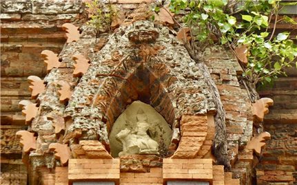 Cụm tháp Bánh Ít - Dấu ấn kiến trúc nghìn năm của người Chăm