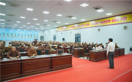 Hà Nội: Tổ chức tuyên truyền, phổ biến pháp luật cho tăng ni