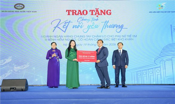 Kỷ niệm Ngày Phụ nữ Việt Nam 20/10, Agribank cùng 8 ngân hàng ủng hộ 54 tỷ đồng chăm lo, hỗ trợ phụ nữ và trẻ em